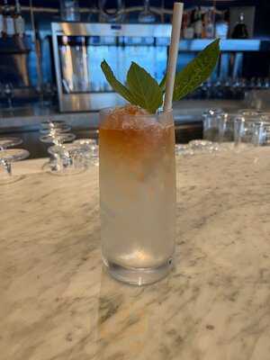 The Sail Restaurant & Bar