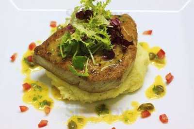 Valentino Bar & Bistro