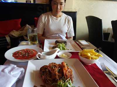 Valentino Bar & Bistro