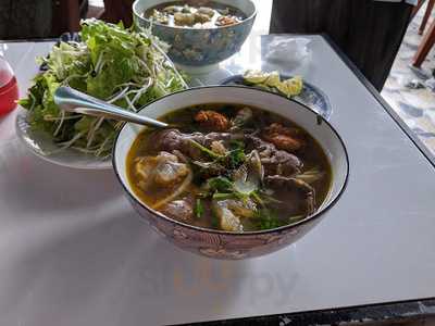 Bún Bò - Chả Cua Huế BẢo Vy