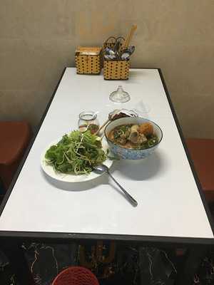 Bún Bò - Chả Cua Huế BẢo Vy