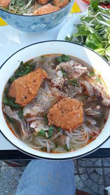 Bún Bò - Chả Cua Huế BẢo Vy