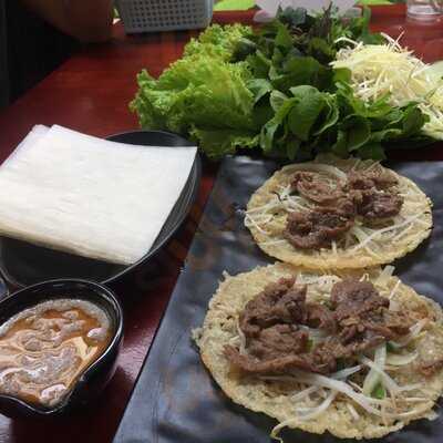 Bánh Xèo Tôm Nhảy Năm Hiền