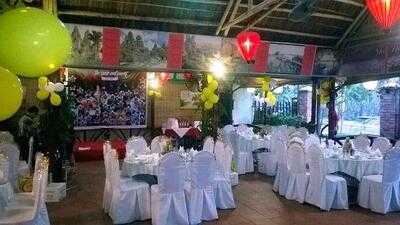 Nhà Hàng Tuyên Sơn