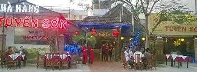 Nhà Hàng Tuyên Sơn