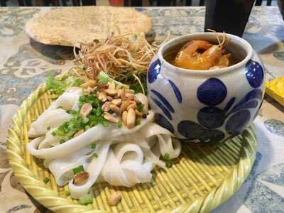 Mỳ Quảng Ếch Bếp Trang