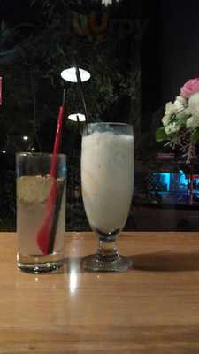 T Zone Drinks And Workspace