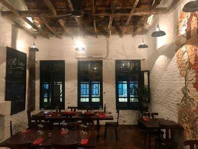 Cousins Tran Quoc Toan