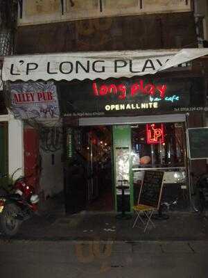 Long Play Bar