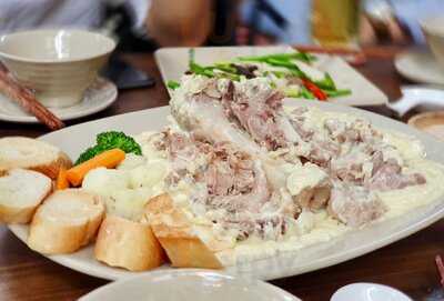 Quán Bia Người Yêu Cũ