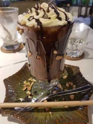 Rue Du Camp Cafe & Bistro