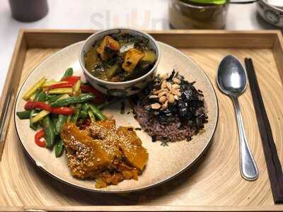 Zenith Vegan Restaurant & Cafe