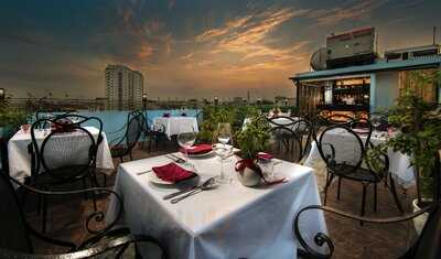 La Sante Rooftop Restaurant