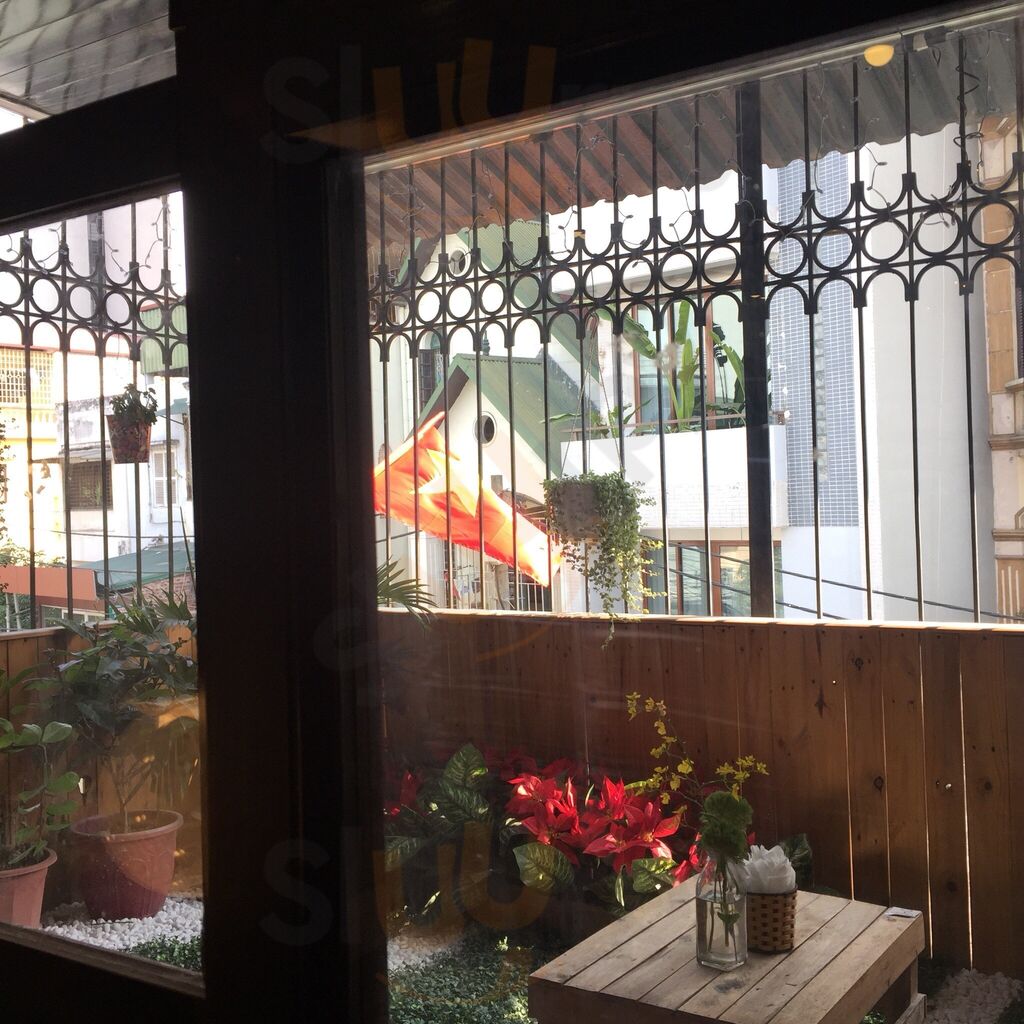 Tracce Tea And Coffee Shop