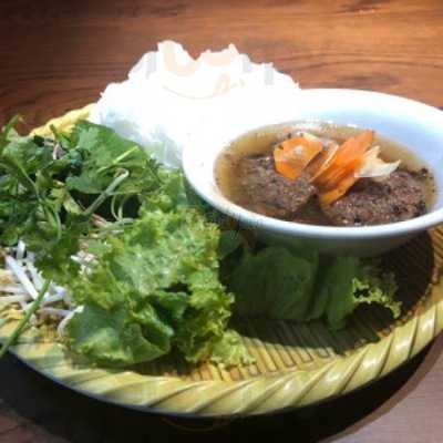 Half Full Bistro & Cafe