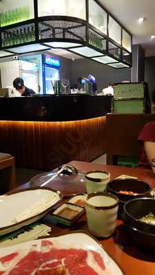 Nhà Hàng Gogi House