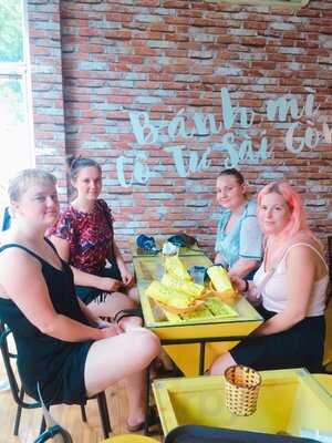 Bánh Mì Cô Tư Sài Gòn