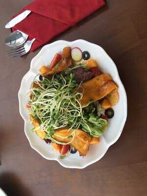 Đàn Hương Vegan Restaurant