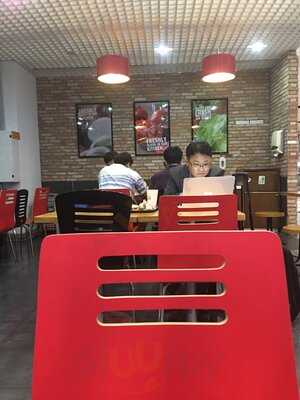 Burger King Hàng Buồm