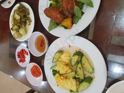 Tuấn Sơn - Cơm Việt Nam