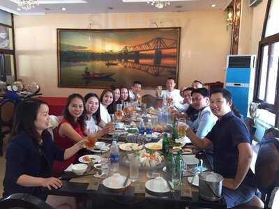 Nhà Hàng Lã Vọng