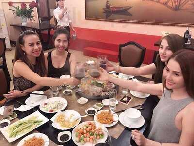 Nhà Hàng Lã Vọng