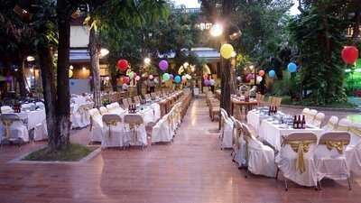 Nhà Hàng Lã Vọng