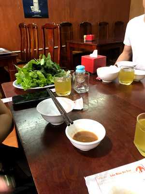 Lẩu Mắm Bà Sáu