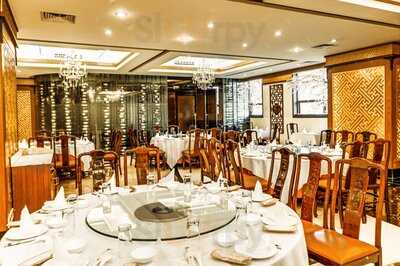 Nhà Hàng Hải Cảng