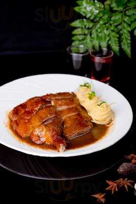 Nhà Hàng Hải Cảng