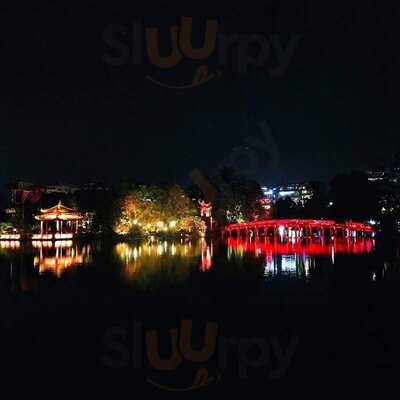 Nhà Hàng Lục Thủy