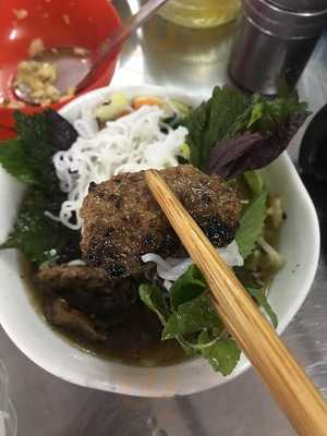 Bún Chả