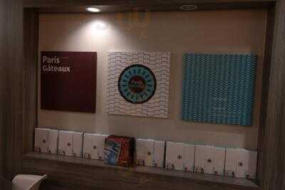 Paris Gateaux Bakery