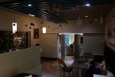 Paris Gateaux Bakery