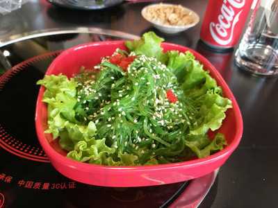 Lẩu Tôm Sen Đào