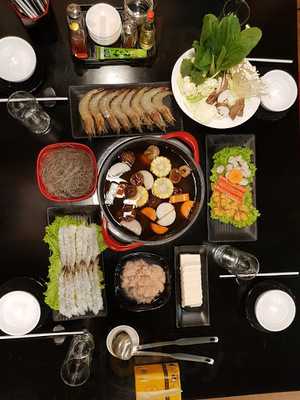 Lẩu Tôm Sen Đào