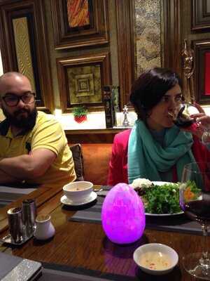 Nhà Hàng The Deli