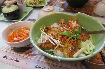 Nhà Hàng Món Huế