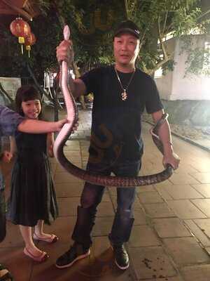 Nhà Hàng Trọng Khách