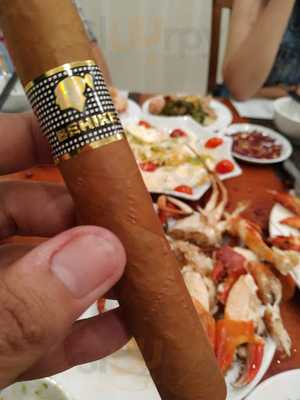 Nhà Hàng Hải Sản 3 Yêu Tinh