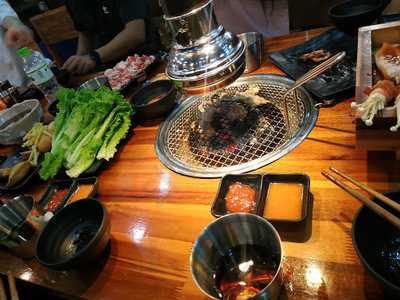 Nhà Hàng Hải Sản 3 Yêu Tinh