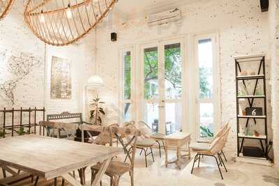 Quán Jouri Dessert & Tea