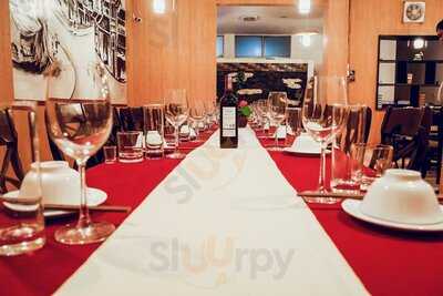 Nhà Hàng Chèo Cuisine