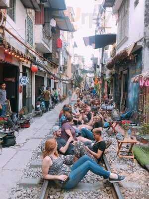 30 Train Track Coffee