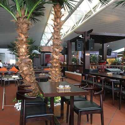 Lucky Cafe & Fast Food