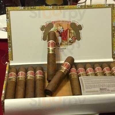 Quán Cigar & Wine Lounge 1973