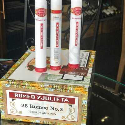 Quán Cigar & Wine Lounge 1973