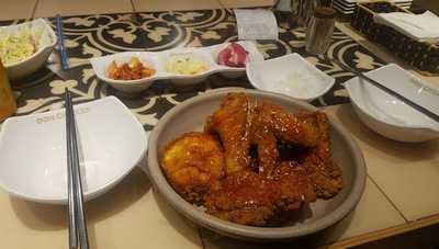 Don Chicken Vũ Phạm Hàm