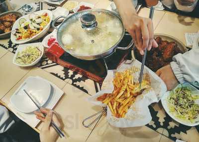 Don Chicken Vũ Phạm Hàm