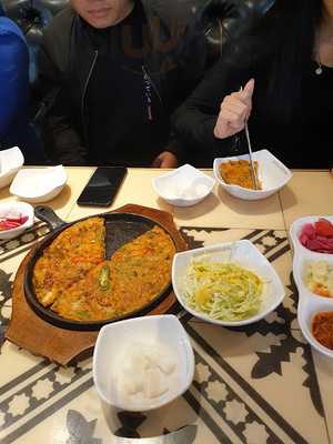 Don Chicken Vũ Phạm Hàm